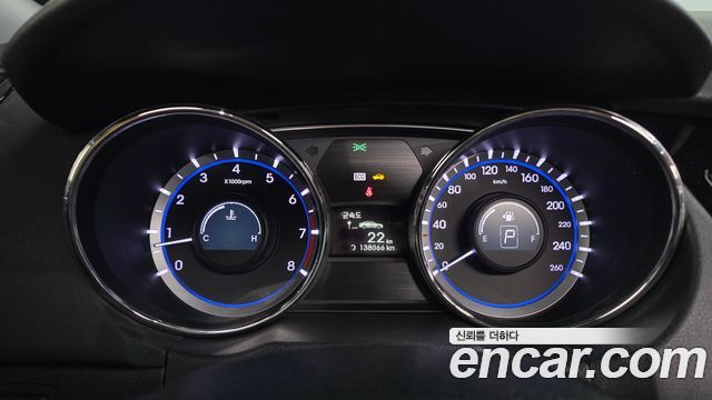 Hyundai Sonata 2011 — photo 8