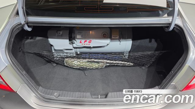 Hyundai Sonata 2011 — photo 20