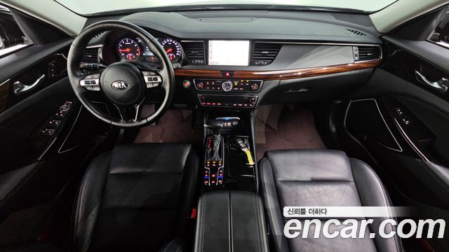 Kia K7 2017 — photo 10