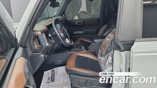 Ford Bronco 2022 — photo 10