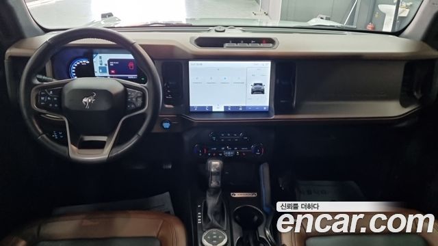 Ford Bronco 2022 — photo 12