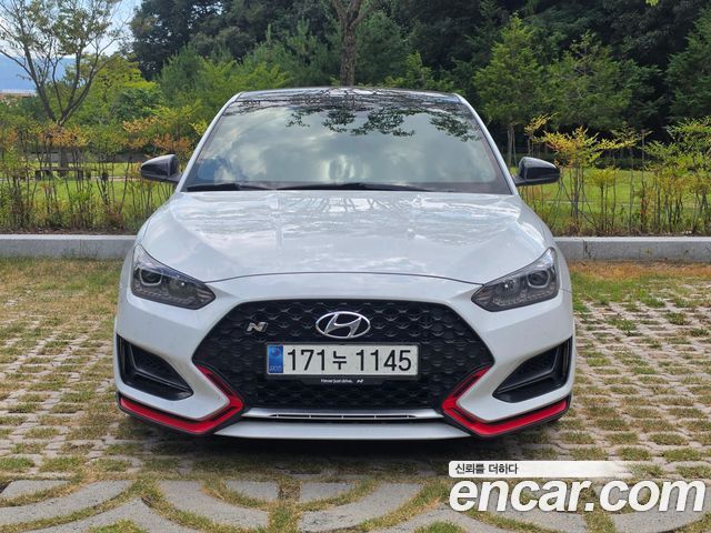 Hyundai Veloster 2019 — photo 2