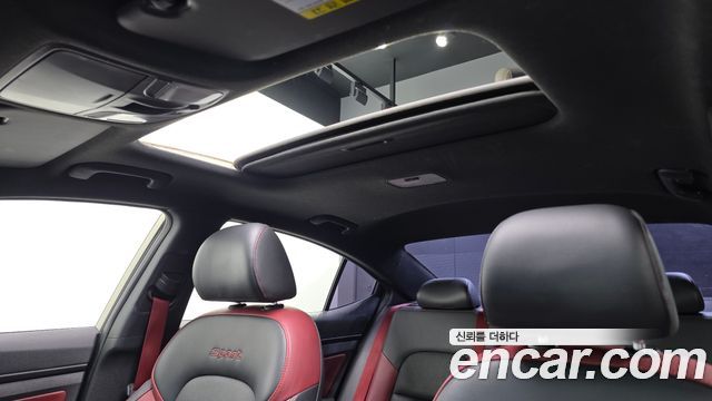 Hyundai AVANTE 2017 — photo 29