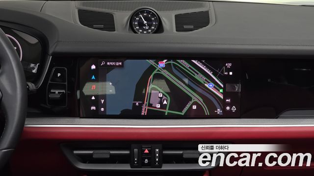 Porsche Cayenne 2024 — photo 20