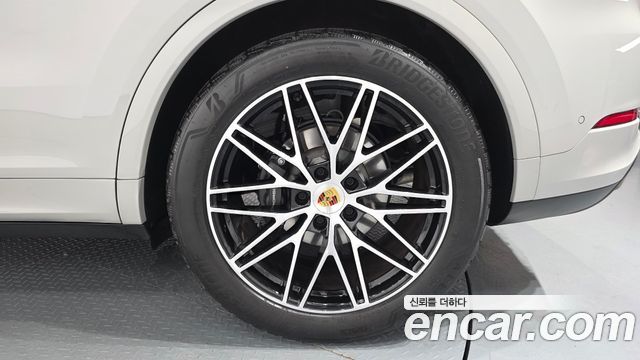 Porsche Cayenne 2024 — photo 7