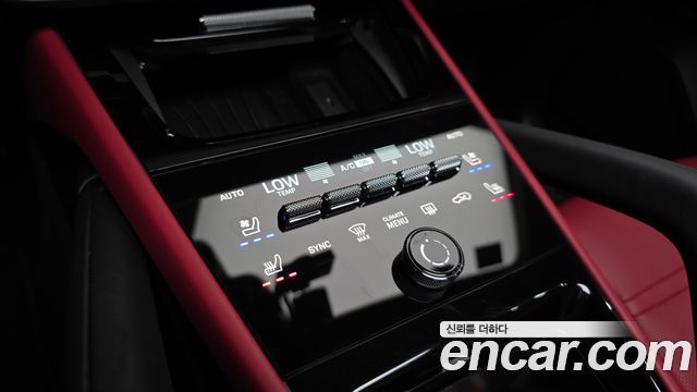 Porsche Cayenne 2024 — photo 32