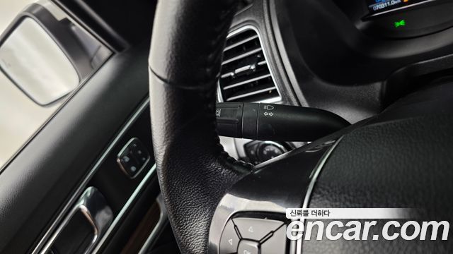 Ford Explorer 2018 — photo 37