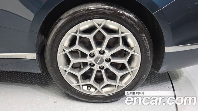 Genesis G80 2022 — photo 5