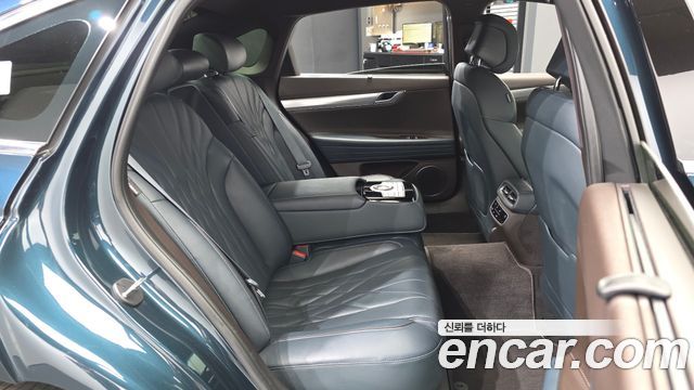Genesis G80 2022 — photo 18