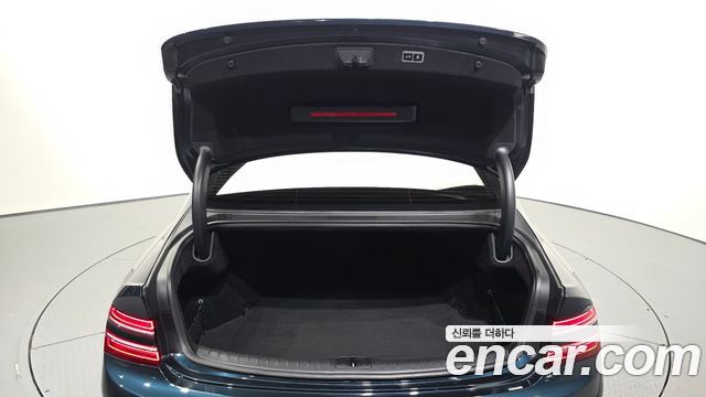 Genesis G80 2022 — photo 26