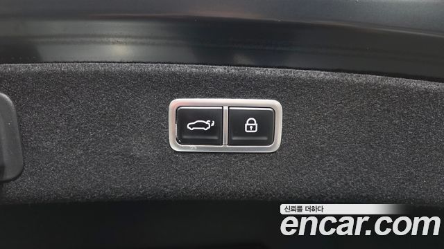 Genesis G80 2022 — photo 30