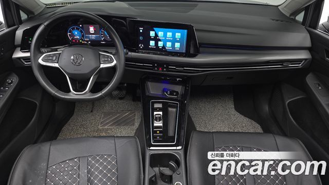 Volkswagen Golf 2024 — photo 7