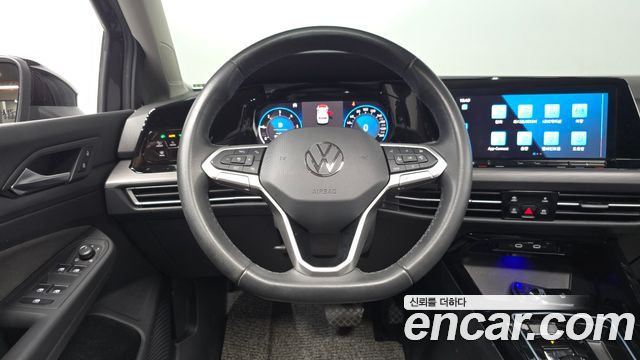 Volkswagen Golf 2024 — photo 13