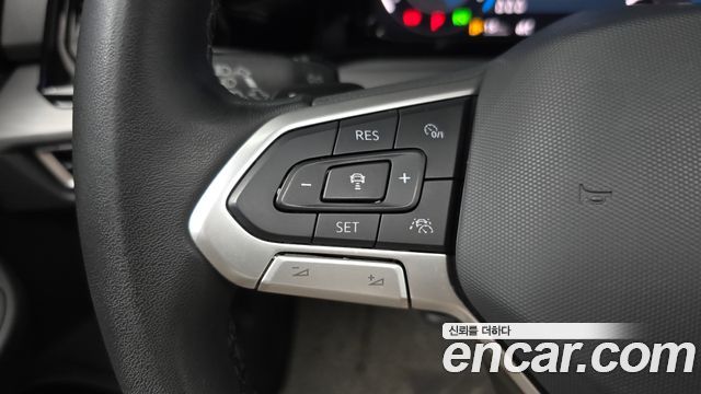 Volkswagen Golf 2024 — photo 17