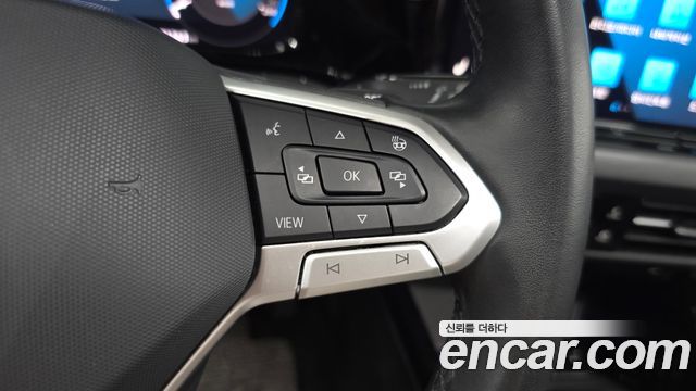 Volkswagen Golf 2024 — photo 18