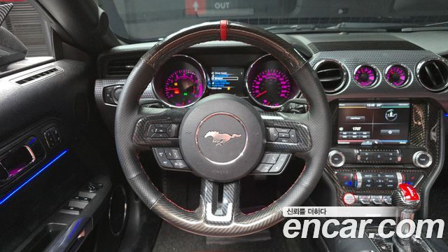 Ford Mustang 2016 — photo 18