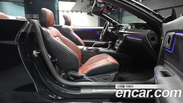 Ford Mustang 2016 — photo 15