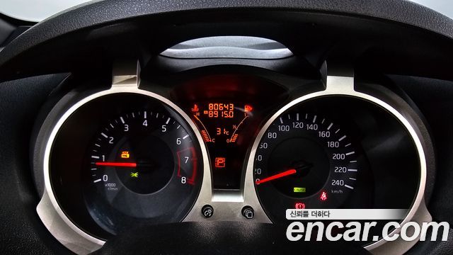 Nissan Juke 2014 — photo 8