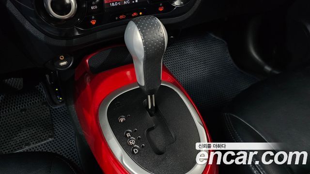 Nissan Juke 2014 — photo 9