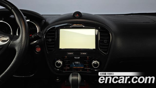 Nissan Juke 2014 — photo 14
