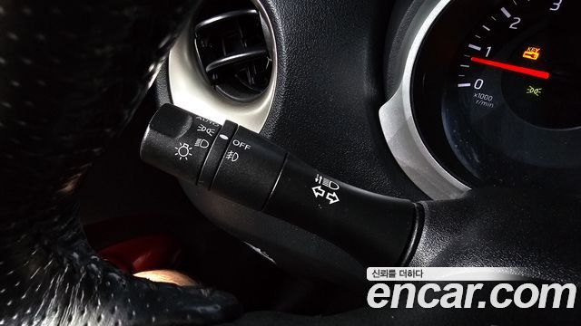 Nissan Juke 2014 — photo 16