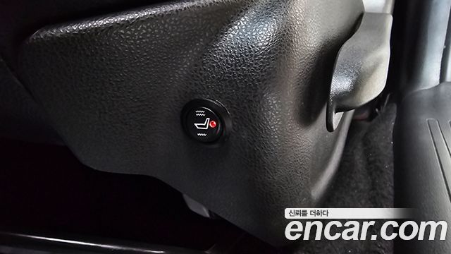 Nissan Juke 2014 — photo 17