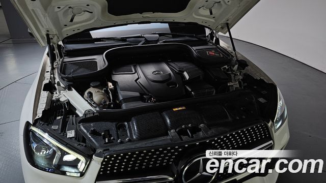 Mercedes-Benz GLE-Class 2022 — photo 6
