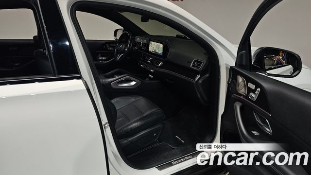 Mercedes-Benz GLE-Class 2022 — photo 17