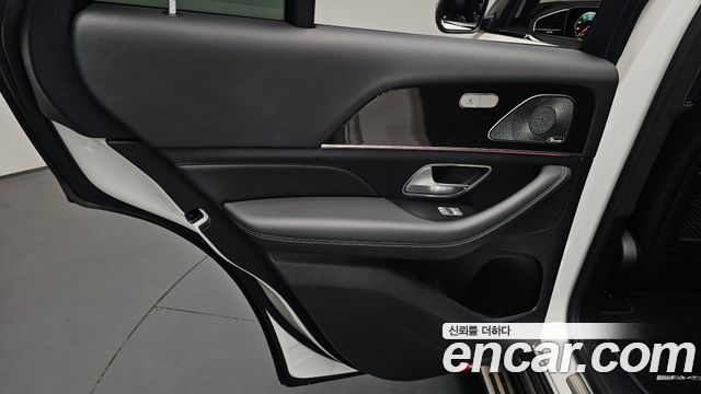 Mercedes-Benz GLE-Class 2022 — photo 15