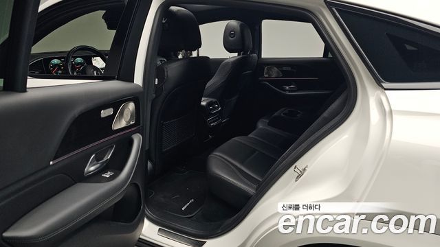 Mercedes-Benz GLE-Class 2022 — photo 16