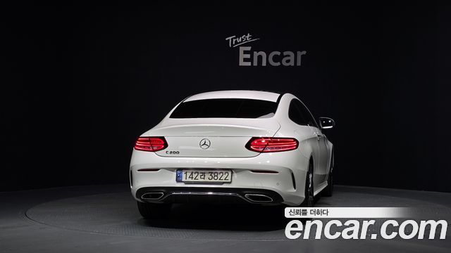 Mercedes-Benz C-Class 2021 — photo 4