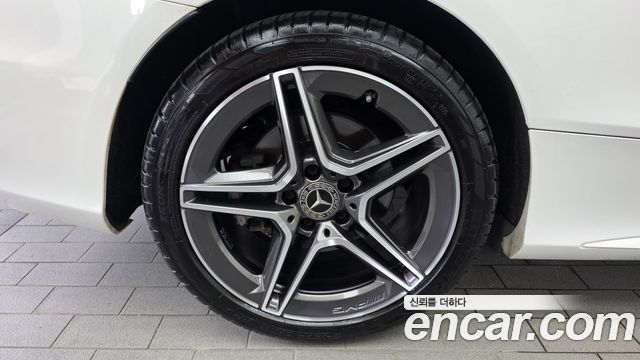 Mercedes-Benz C-Class 2021 — photo 5
