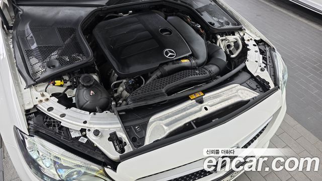 Mercedes-Benz C-Class 2021 — photo 6