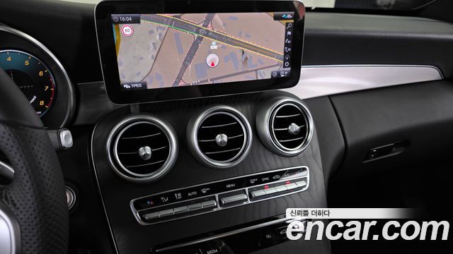Mercedes-Benz C-Class 2021 — photo 19