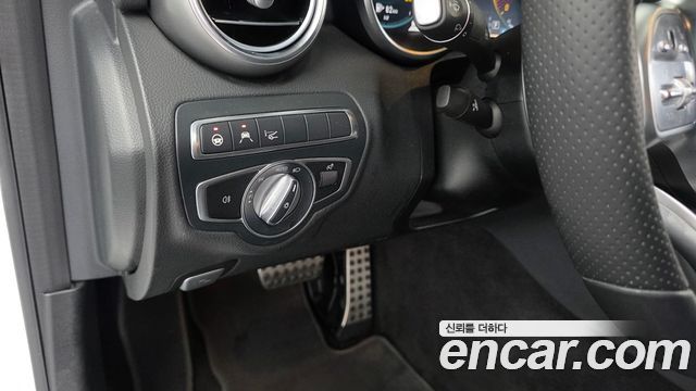 Mercedes-Benz C-Class 2021 — photo 23