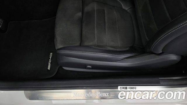 Mercedes-Benz C-Class 2021 — photo 31