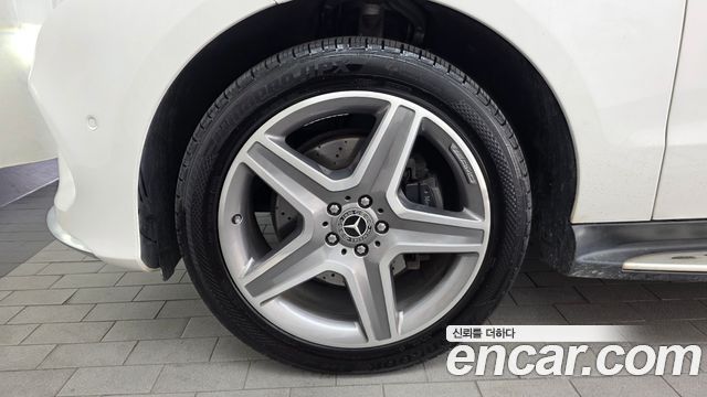 Mercedes-Benz GLE-Class 2018 — photo 5
