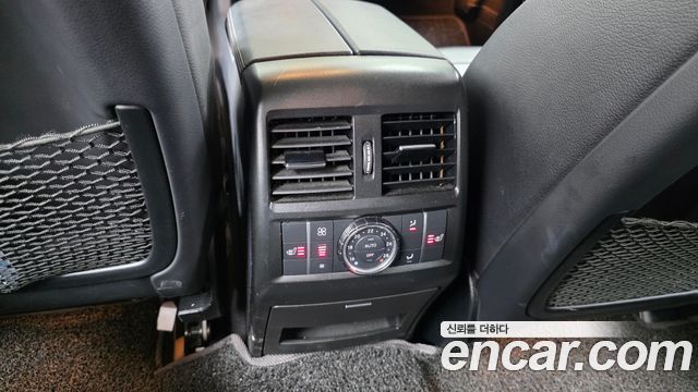Mercedes-Benz GLE-Class 2018 — photo 19