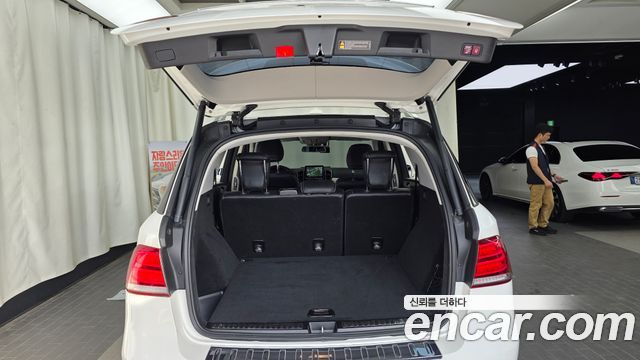 Mercedes-Benz GLE-Class 2018 — photo 20