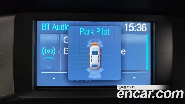 Ford Focus 2015 — photo 15