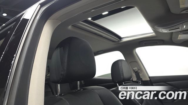 Infiniti Q70 2017 — photo 16