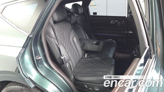 Genesis GV80 2023 — photo 18
