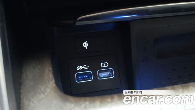 Genesis GV80 2023 — photo 19
