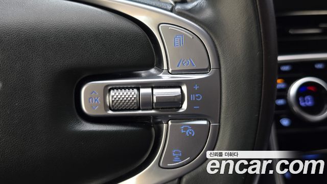 Genesis GV80 2023 — photo 25