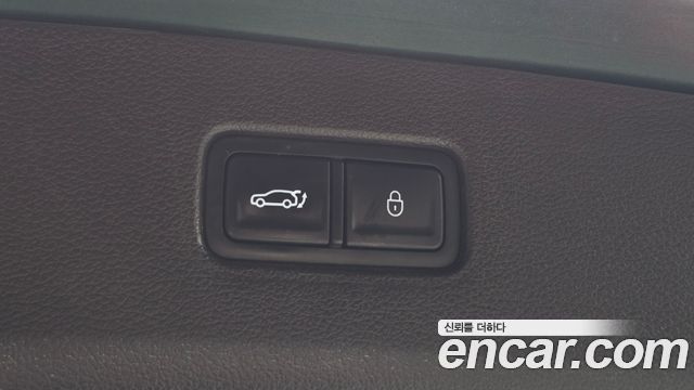 Genesis GV80 2023 — photo 26