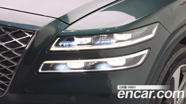 Genesis GV80 2023 — photo 8