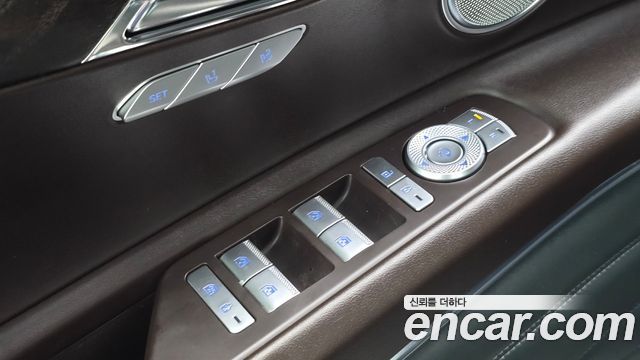 Genesis GV80 2023 — photo 40