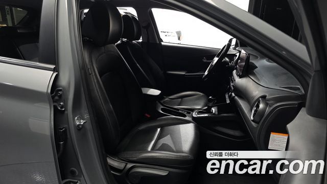 Hyundai Kona 2023 — photo 11