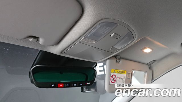 Hyundai Kona 2023 — photo 19