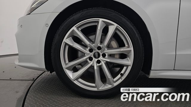 Audi A7 2022 — photo 5